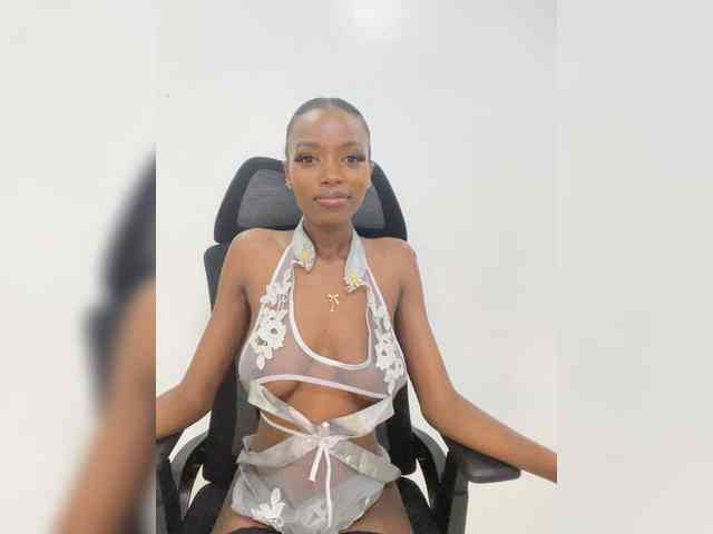 Exoticsoms webcam