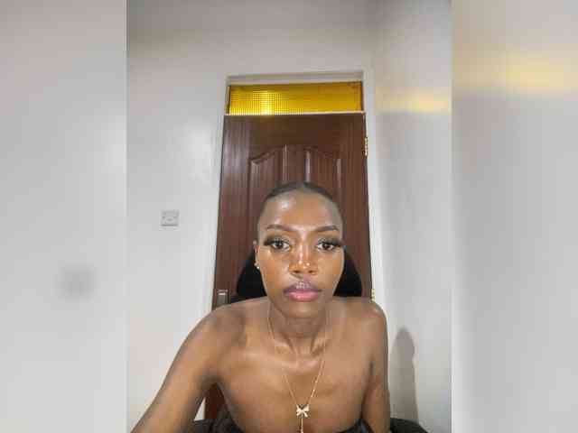 Exoticsoms webcam