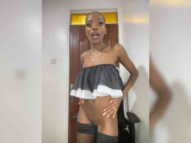 Exoticsoms webcam