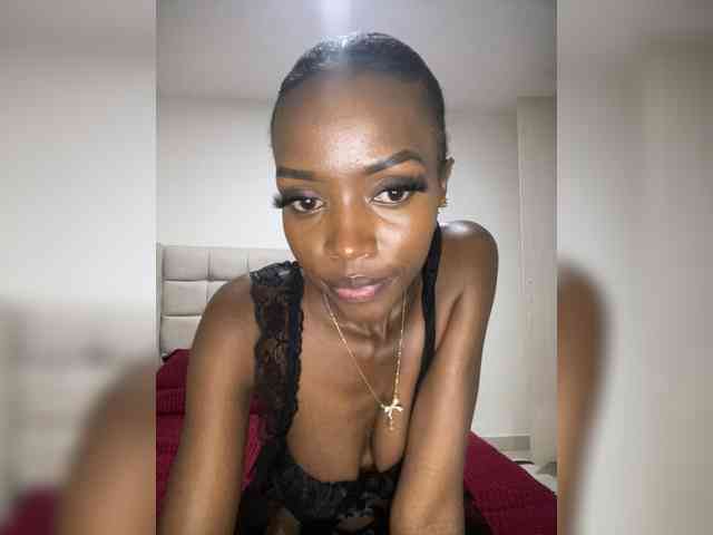 Exoticsoms webcam