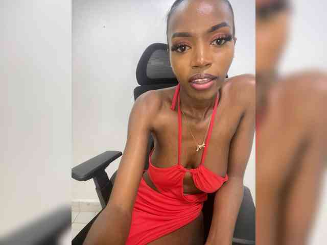 Exoticsoms webcam