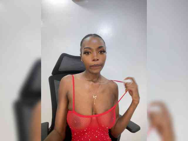 Exoticsoms webcam