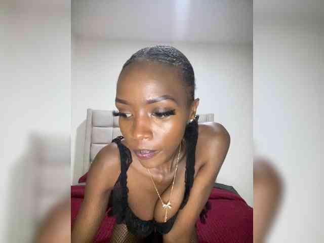 Exoticsoms webcam