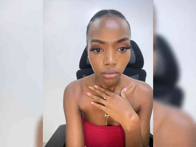 Exoticsoms webcam