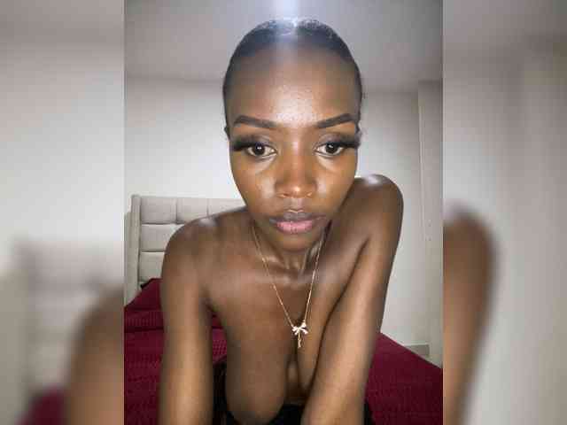 Exoticsoms webcam
