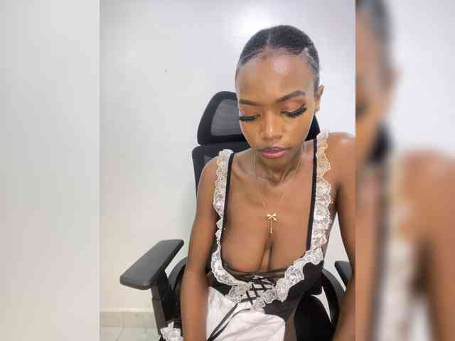 Exoticsoms webcam