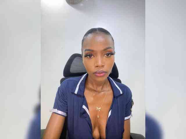Exoticsoms webcam