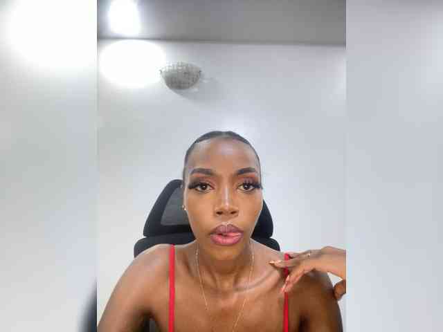 Exoticsoms webcam