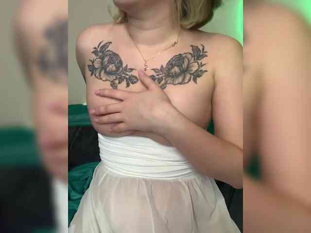 Ssssasha88 Live Webcam on BongaCams