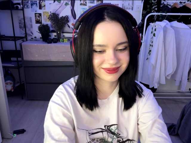 GiaZacharewicz chat room