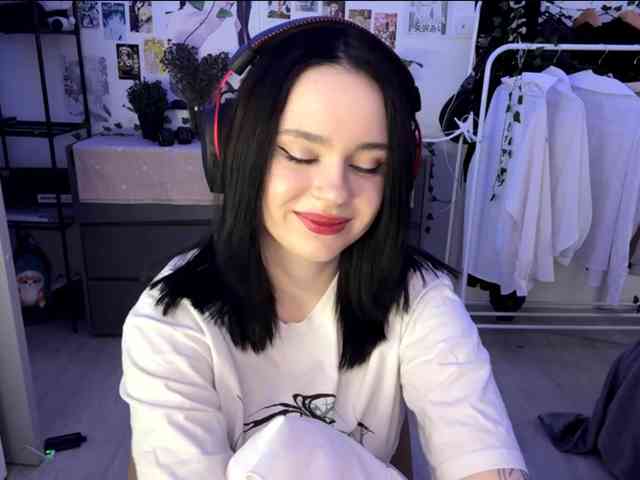 UrEmily webcam