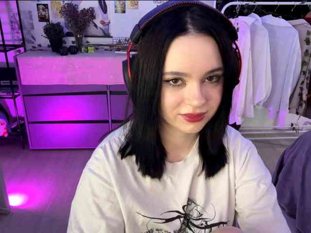 UrEmily webcam