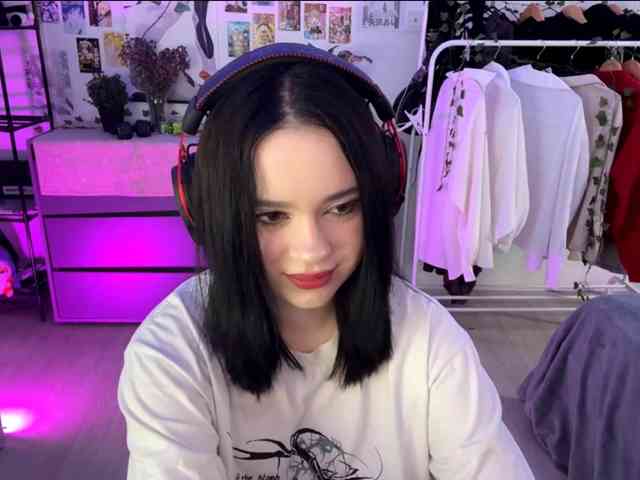 UrEmily webcam