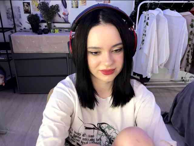 UrEmily webcam