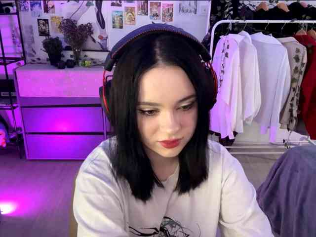 UrEmily webcam
