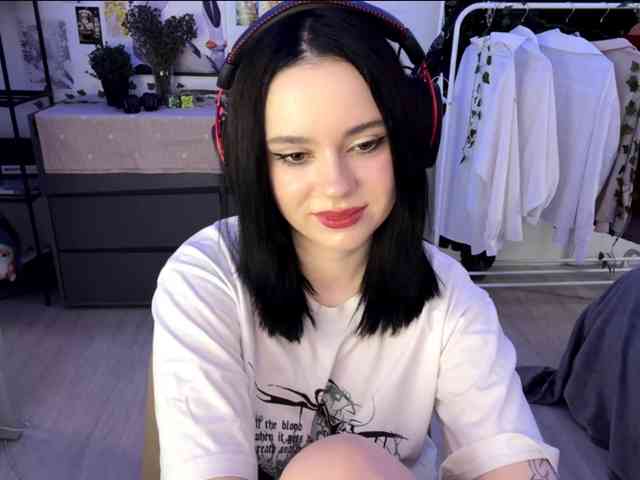 UrEmily webcam