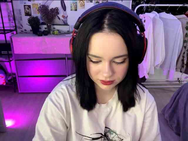UrEmily webcam