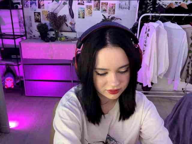 UrEmily webcam