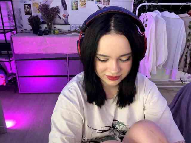 UrEmily webcam