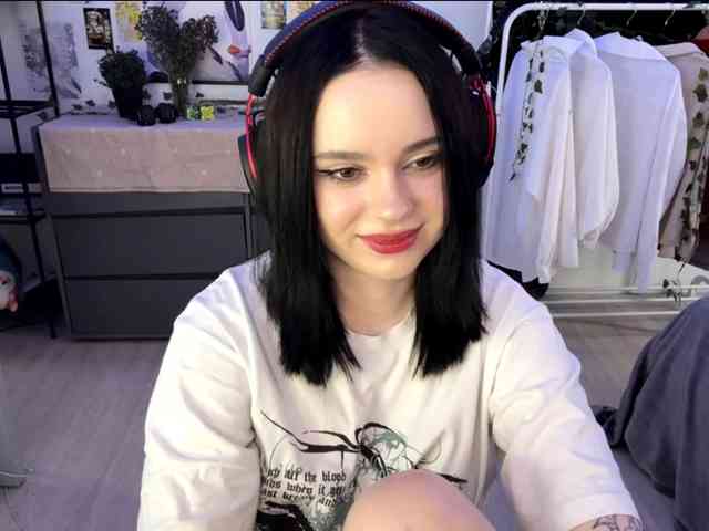 UrEmily webcam