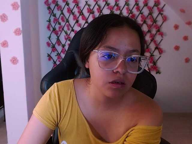  Roseviolet chat room