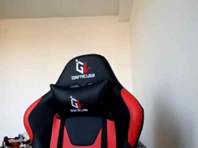 KeniaBarnet webcam