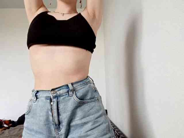 KeniaBarnet webcam