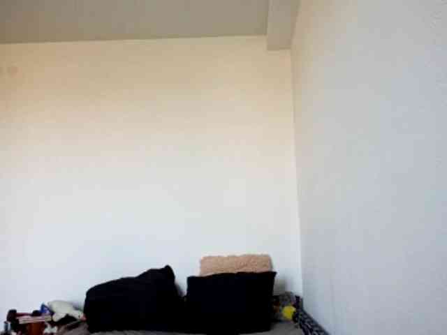 KeniaBarnet webcam