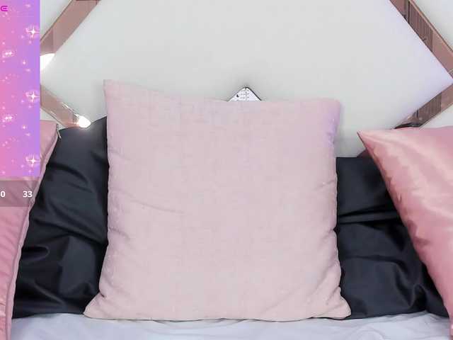  EmaaTaylor chat room