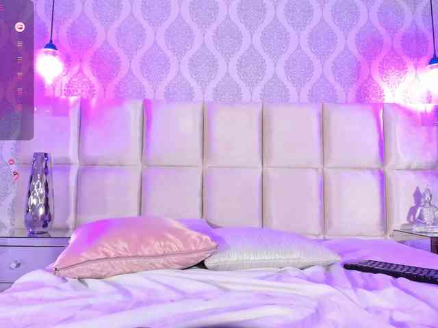 EmaaTaylor EmaaTaylor