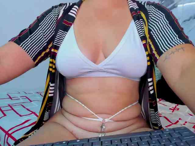 AbbyCastiblanco AbbyCastiblanco