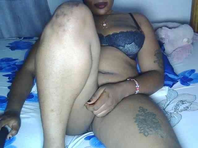 Queenmama webcam