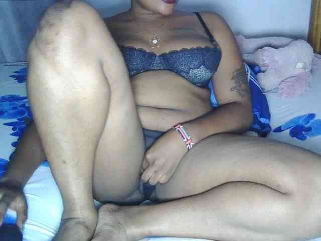 Queenmama webcam