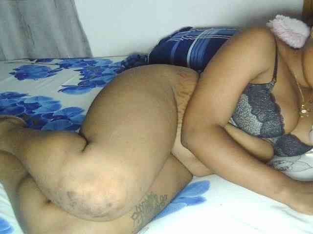 Queenmama webcam