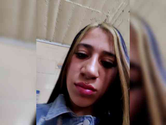 Penelopethom webcam