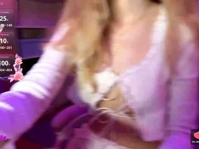 SweetyWhisper webcam