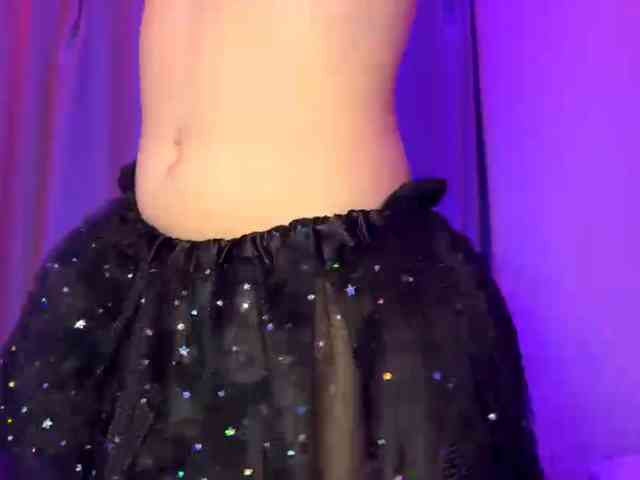 SweetyWhisper webcam