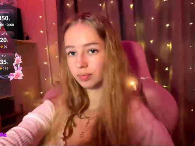 SweetyWhisper webcam