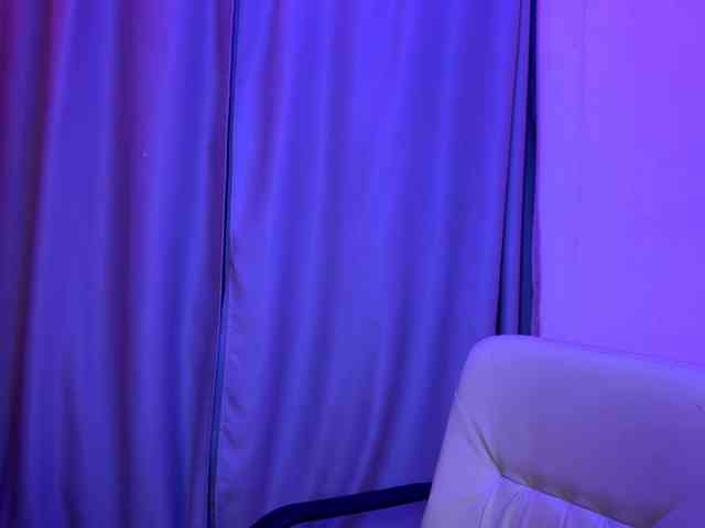 SweetyWhisper webcam