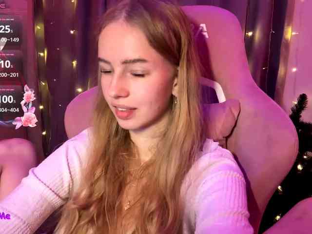 SweetyWhisper webcam