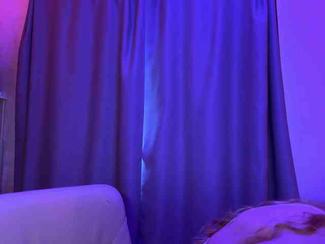 SweetyWhisper webcam