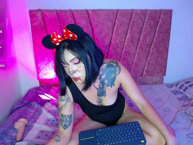 scarlet-jones webcam