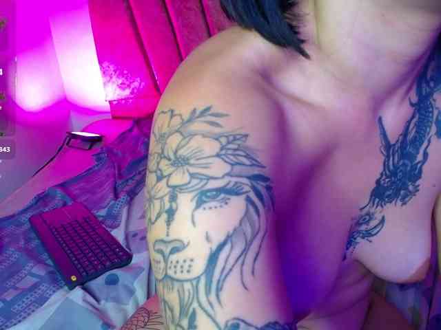 scarlet-jones webcam