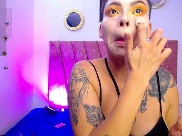 scarlet-jones webcam