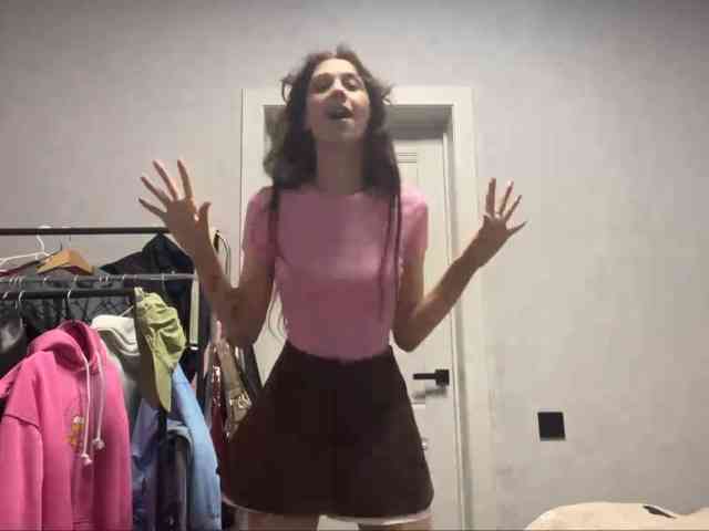 Jucycute webcam