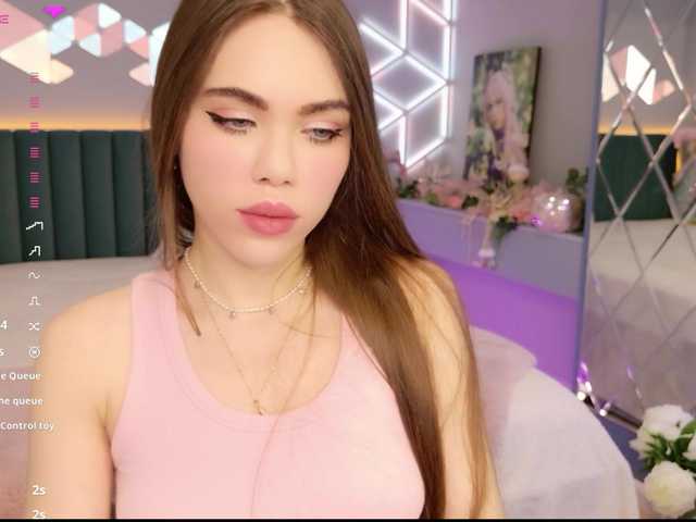 MimiForce's BongaCams show and profile