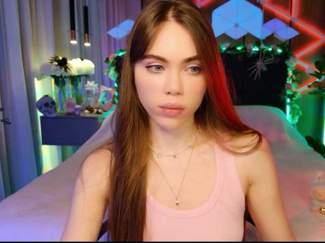 MimiForce – webcam model profile photo