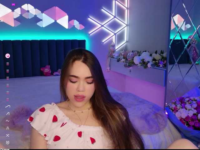 MimiForce's BongaCams show and profile