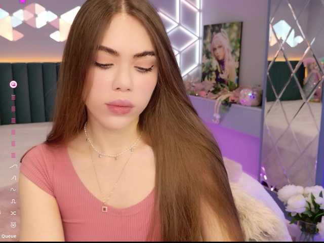 MimiForce's BongaCams show and profile