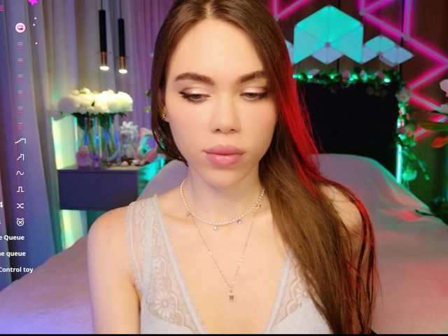 MimiForce – webcam model profile photo